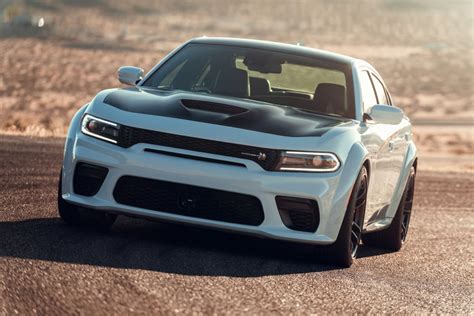 2021 Dodge Charger vs. Chrysler 300: Which Stellantis Sedan Wins