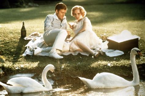 Classic Romance Movies on Netflix | POPSUGAR Entertainment