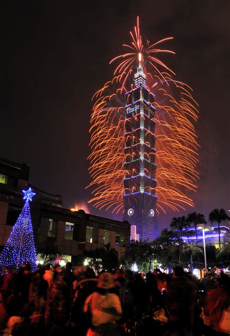 Taipei 101 to Ring in 2016 with Longer Fireworks Display | ICRT Blog