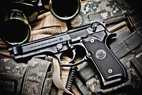 Free Wallpapers weapon gun 9 mm beretta m9 self-loading camouflage ...