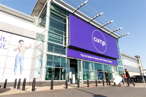 Currys to give staff another pay rise amid cost-of-living crisis | The ...