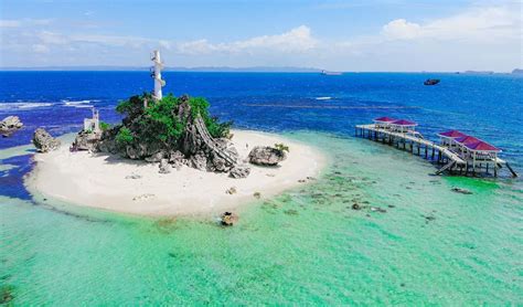 Surigao’s Kabujuan Islet: The Little Maldives of the Philippines