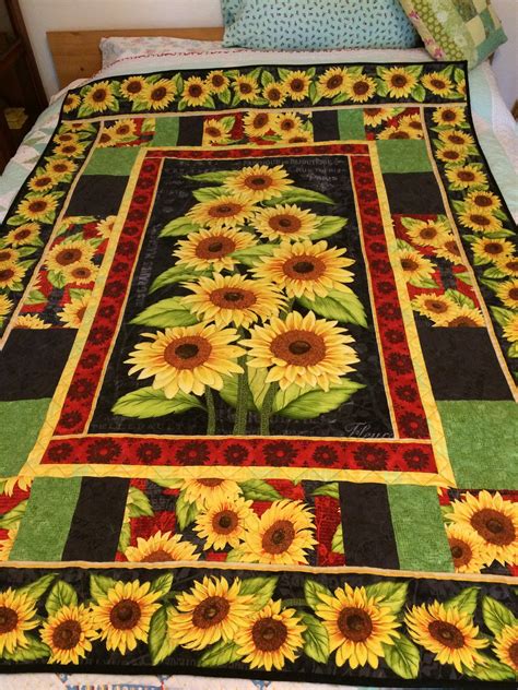 Sunflowers/quilts for sale/handmade quilt/throw quilt/floral | Etsy ...