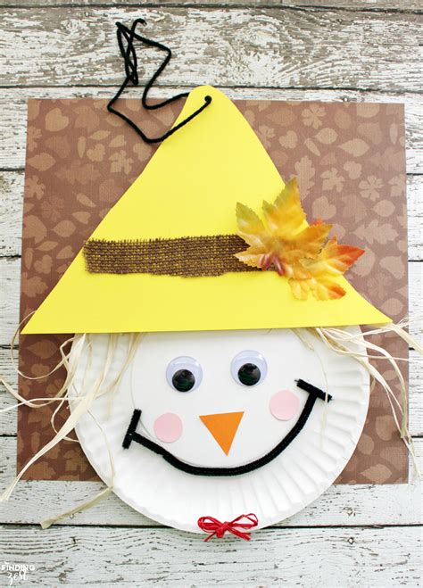 Over 23 Adorable and Easy Fall Crafts that Preschoolers Can Make