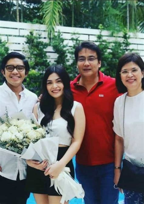 Bong Revilla, Lani Mercado’s daughter Gianna engaged to non-showbiz ...