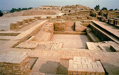 "Great Bath" Mohenjo-Daro | Harappa