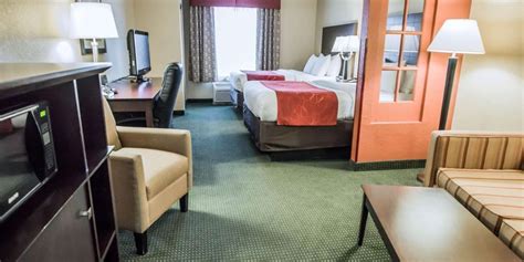 Comfort Suites Orlando Airport (Orlando, FL): What to Know BEFORE You ...