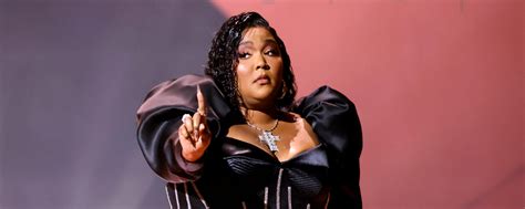 Top 10 Lizzo Songs - American Songwriter