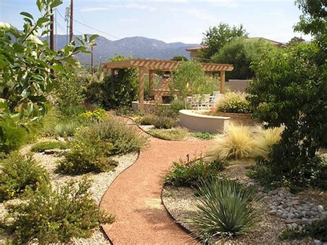 20+30+ Desert Front Yard Landscape Ideas – HOMYRACKS