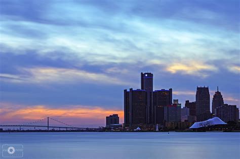 Winter Sunset, over the Detroit Skyline. Detroit Skyline, New York ...