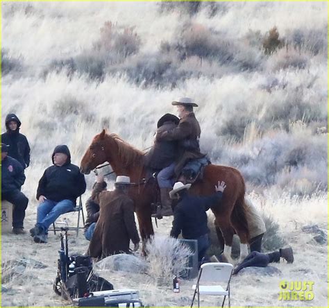 Alec Baldwin Works With Horses & Gears Up As Sheriff In New 'Rust' Set ...