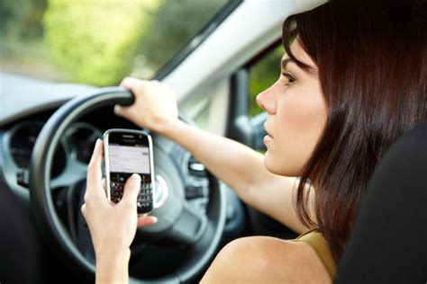 Over 50,000 people charged with using mobile phones on Irish roads in ...