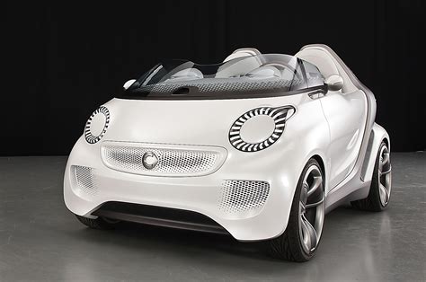 Geneva motor show 2011: Smart Forspeed concept | Autocar