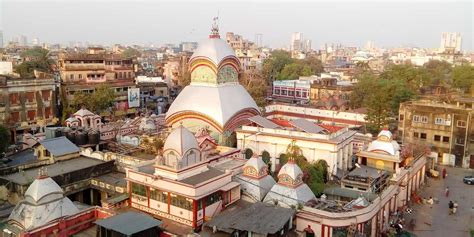 Kalighat Kali Temple, Kolkata - ChaloGhumane.com