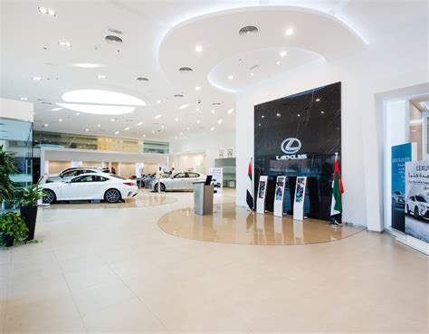 Analysing car showroom design by Al-Futtaim Interiors - Commercial ...