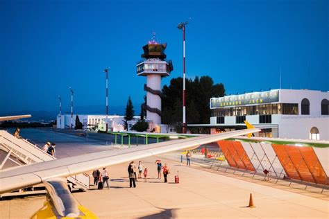 Granada Airport - victoriano