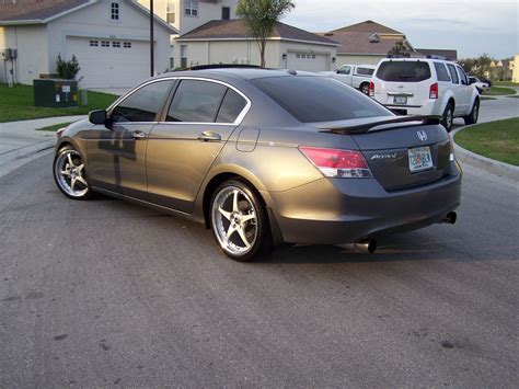 2008 Honda Accord - Information and photos - MOMENTcar