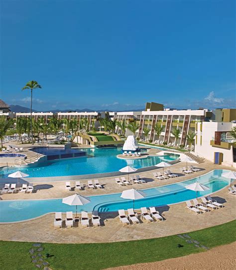 Dreams® Onyx Resort & Spa | Air Canada Vacations