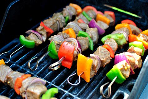 vegetable kebabs on the grill