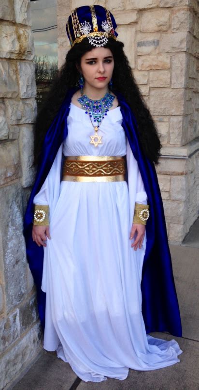 Esther costume | Queen esther costume, Queen esther, Purim costumes