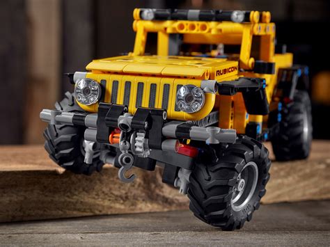 LEGO Technic Jeep Wrangler 42122; an Engaging Model Building Kit for ...