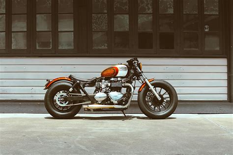 Triumph Bobber Or Speedmaster