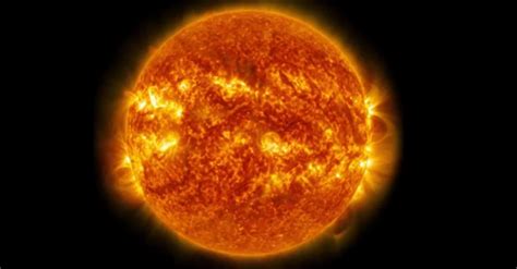 Solar Flare Captured in Stunning NASA Video | Solar flare, Nasa, Sun solar