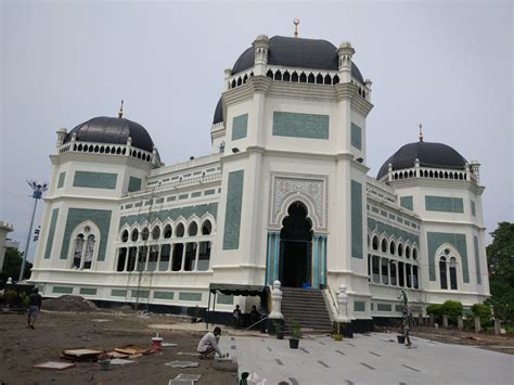 Great Mosque of Medan, Medan Vacation Rentals: house rentals & more | Vrbo