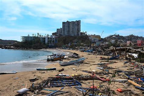 Vast destruction, 43 dead in Mexico after Acapulco hurricane