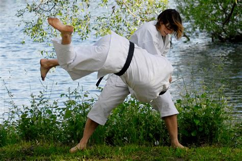 Shorinji Kempo | Budo & Kampsportsförbundet distrikt Mellan