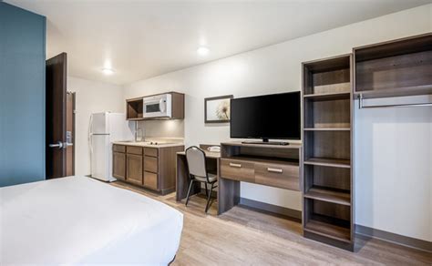 Extended Stay Hotel in Gurnee, IL | WoodSpring Suites Gurnee - Chicago