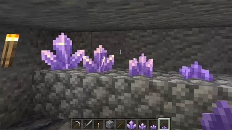 5 things you can do with amethyst in Minecraft 1.18