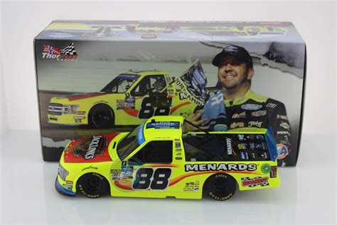 Lionel Racing Matt Crafton 2019 Truck Series Champ Menard's Diecast Car ...