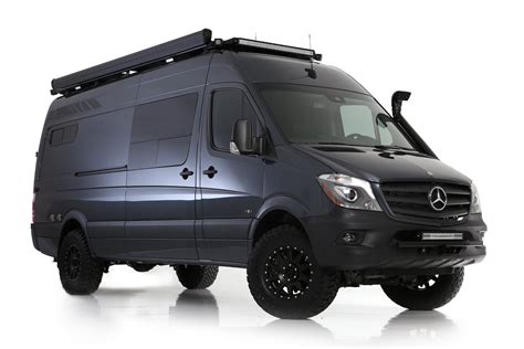 The 12 Best Travel Vans for a Family of 4