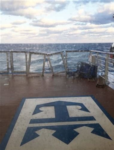 WATCH: Cruise ship forced to turn around after sailing into hurricane ...