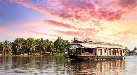 Alleppey, Kerala - Tourist Places & Top Things to Do in 2024