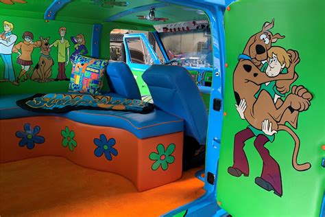 This Scooby-Doo Mystery Machine Interior is Wild!