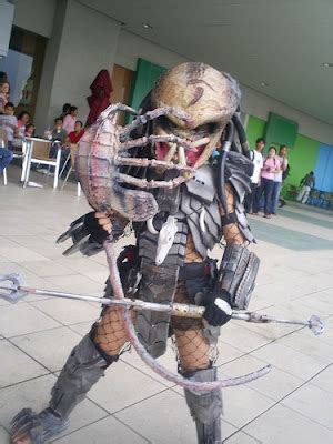 Alien vs Predator Costumes Pictures Gallery | Famous Costumes Gallery