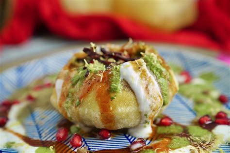 Special Raj Kachori Chaat Recipe | How To Make Raj Kachori At Home ...