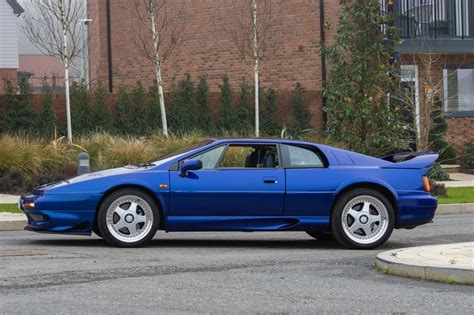 Lotus Esprit V8 For Sale in Ashford, Kent - Simon Furlonger Specialist Cars