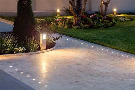 Low Voltage Landscape Lighting Design Tips | Homeminimalisite.com