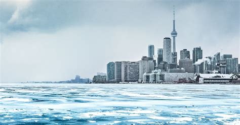 Things To Do Around Toronto in Winter for Outdoor Lovers | 10Adventures