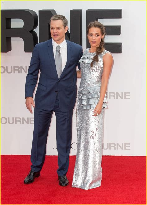 Photo: matt damon alicia vikander julia stiles jason bourne premiere 33 ...