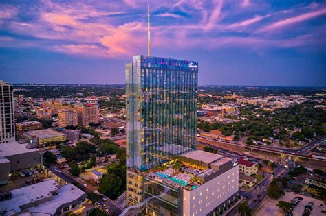 The Best Downtown Austin Hotels | Best Places to Stay in Downtown Austin