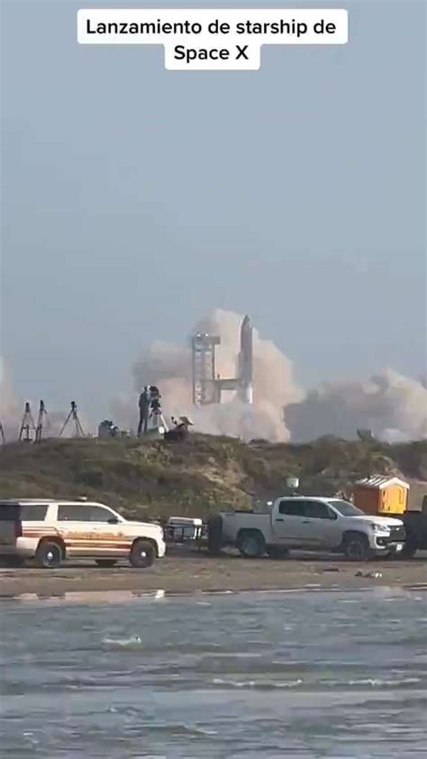 The entire process from launch to fall of the SpaceX starship - Wow ...