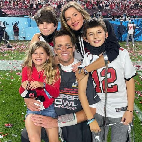 Gisele Bündchen Celebrates Tom Brady’s Super Bowl Win With Family Pics