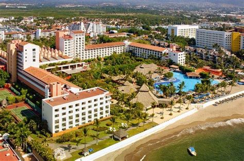 Melia Puerto Vallarta - Compare Deals