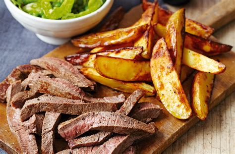 Steak and chips | Tesco Real Food