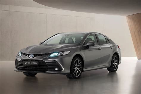 Hybrid Update — Toyota Camry Hybrid Facelift Unveiled - Motoring World