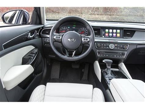 2017 Kia Cadenza: 82 Interior Photos | U.S. News